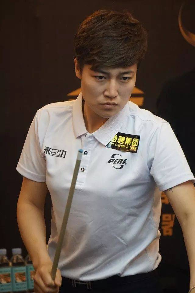 浓墨重彩的 浓墨重彩的