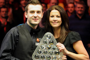 陈梦面对自 陈梦面对自