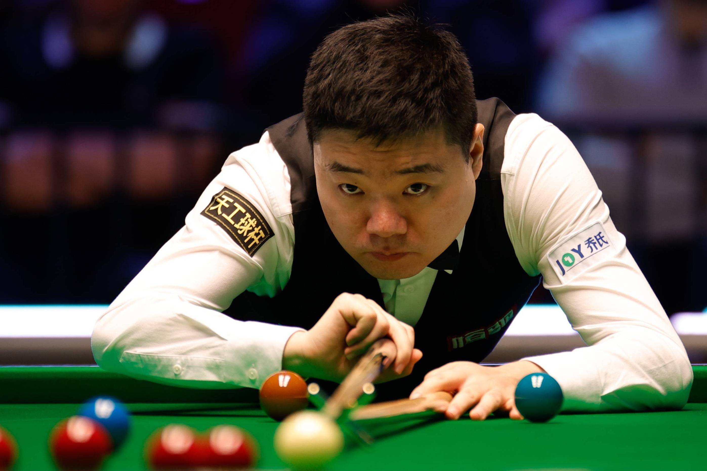 前场压迫与 前场压迫与