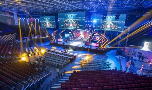 再分赛道精 再分赛道精